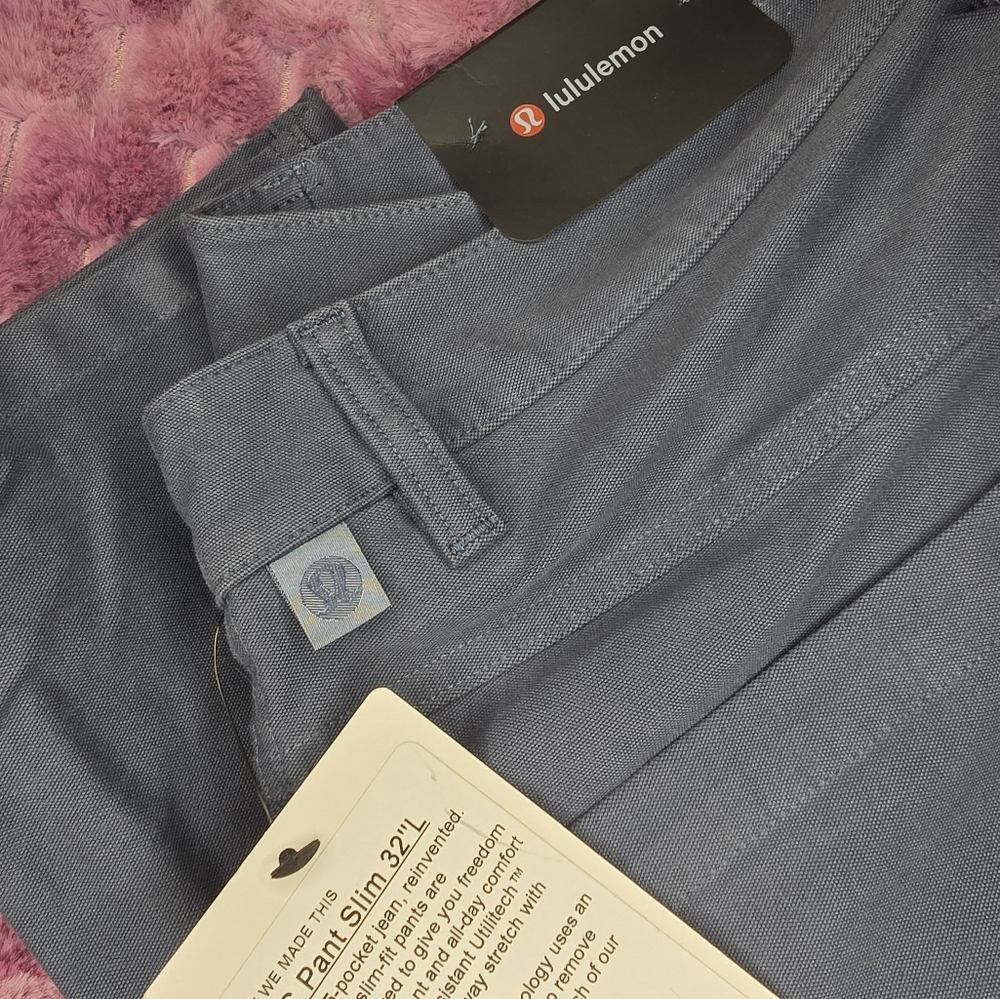 Lululemon ABC - Picture 2 of 8